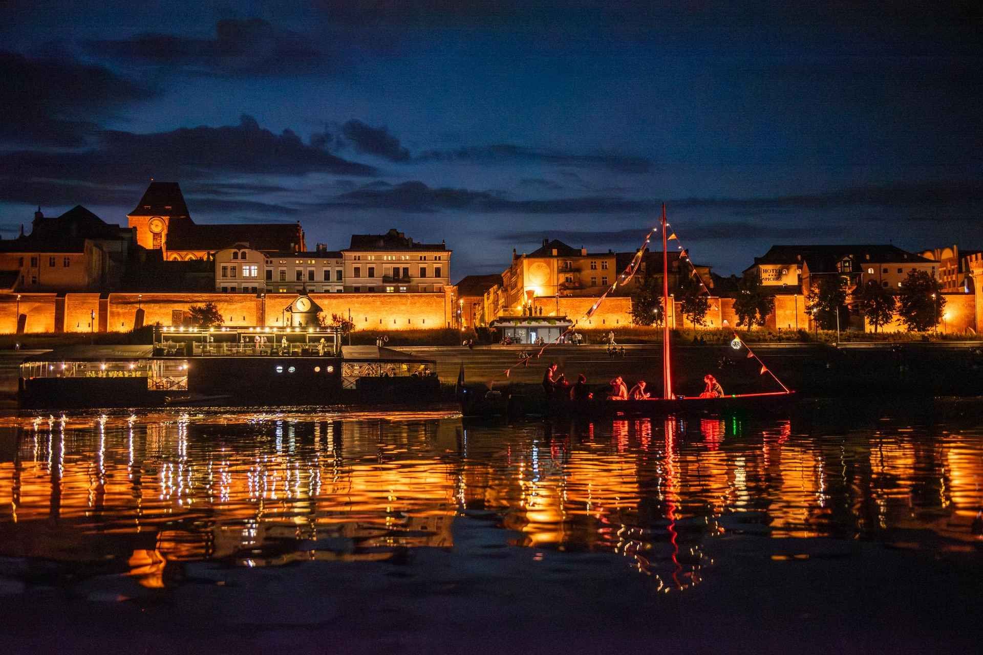 Toruń: Toruń at Night from a Boat on the Vistula