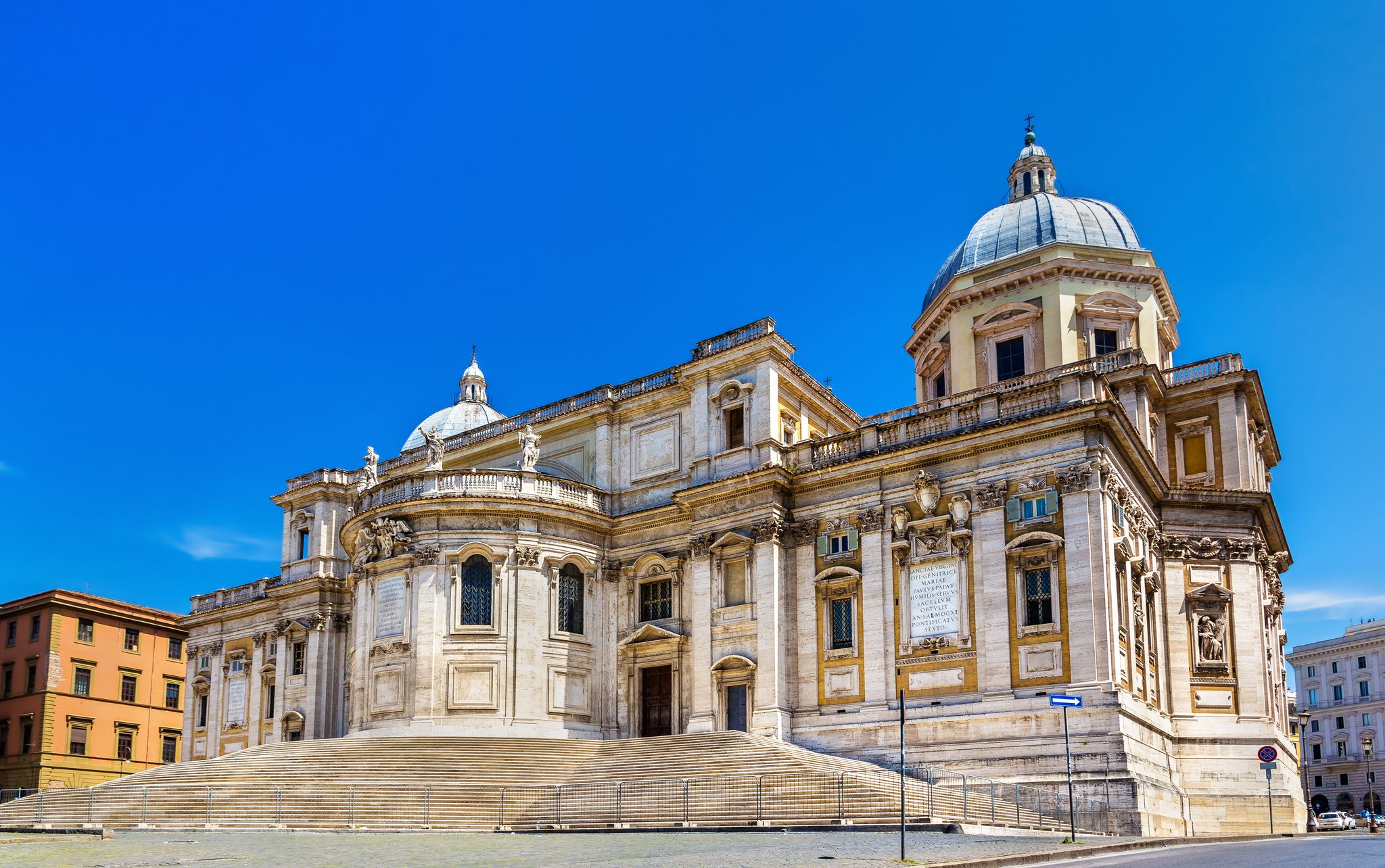 photo of Basilica di Santa Maria Maggiore in Rome, Italy .