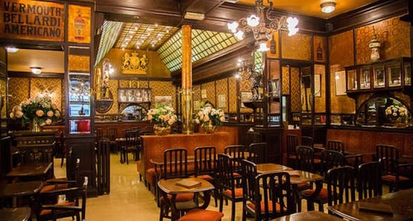 photo of view of Le Cirio,Brussels Belgium.