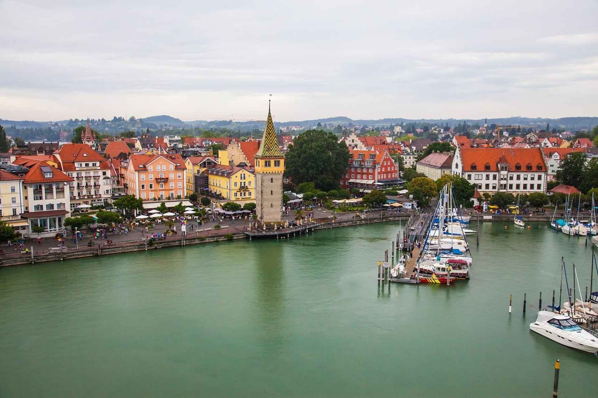 Zurich: Private Liechtenstein, Austria, and Germany Day Trip