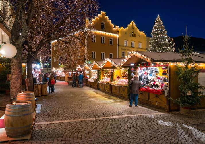Italy in December: Weather, Christmas Markets, & Things To Do