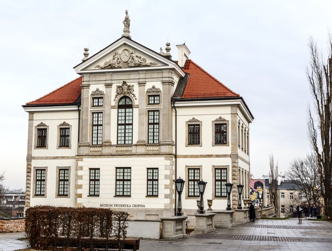 warsaw-fryderyk-chopin-museum-in-winter.jpg