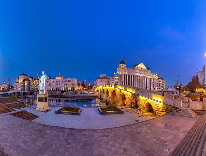 Skopje city center .jpg