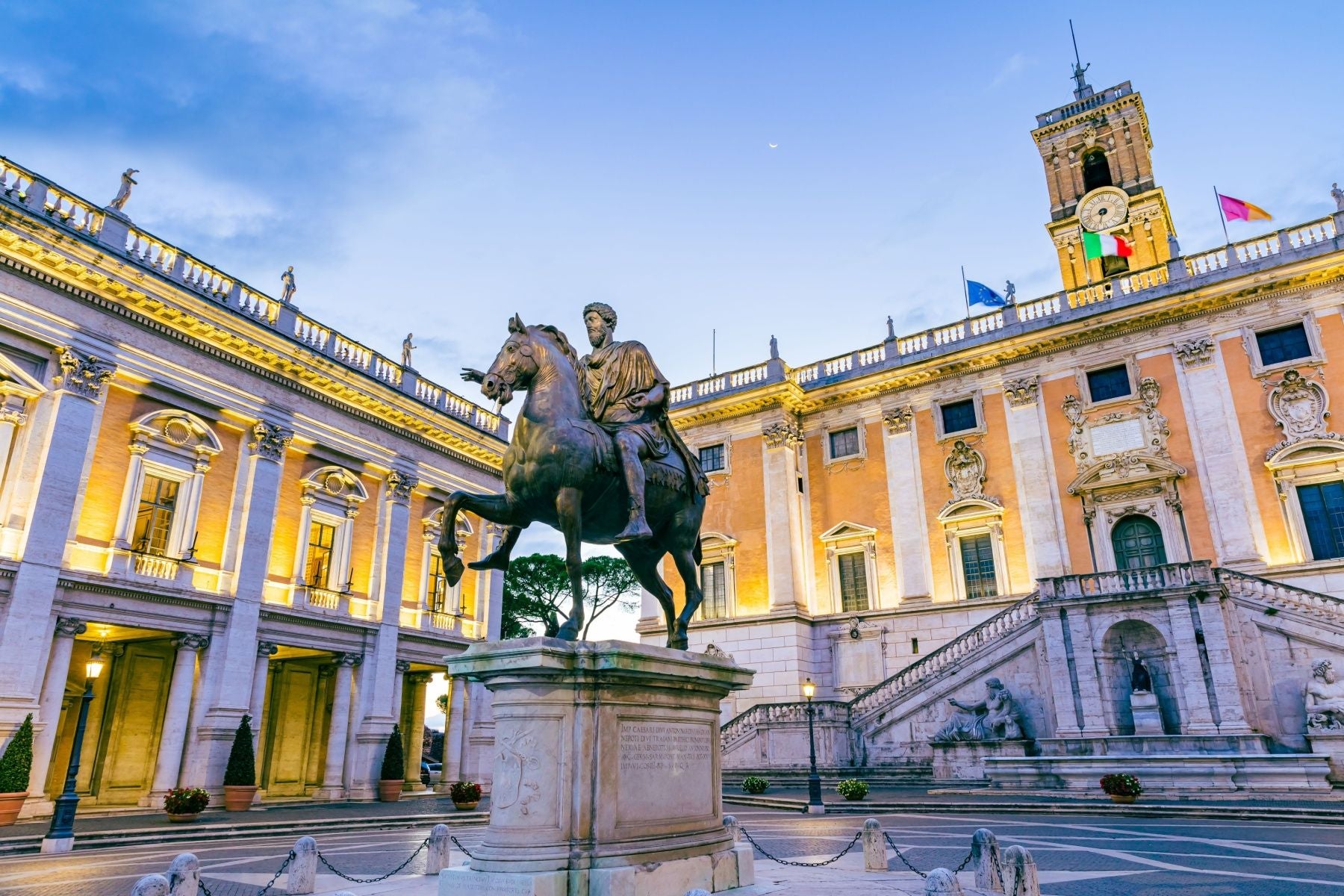 capitoline-museums-on capitoline-hill-in-rome.jpg