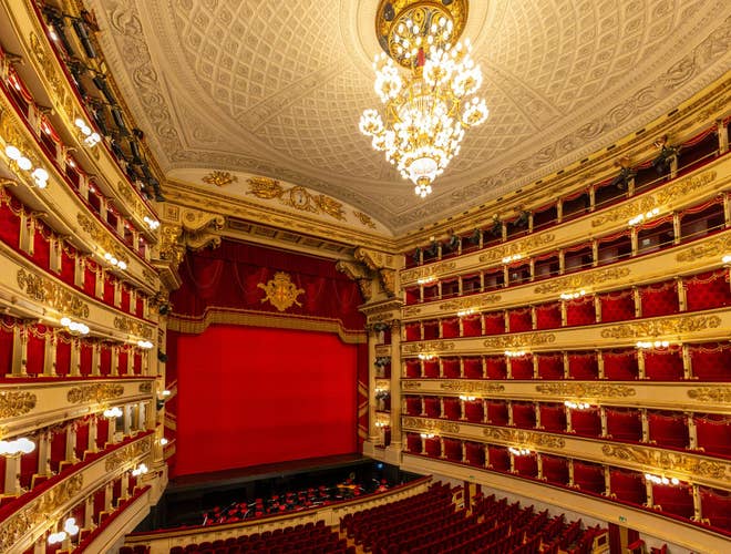 La Scala Milan.jpg