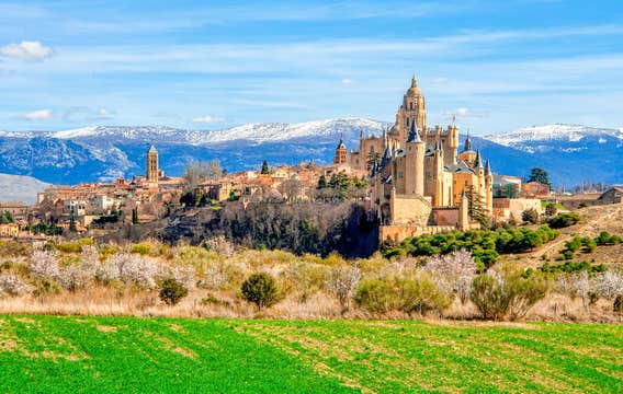 Spain in April: Weather, Best Places To Visit & Travel Tips