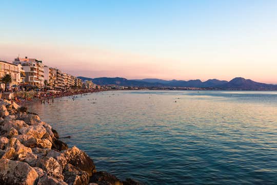 Greece in October: Weather, Best Places To Visit & Travel Tips