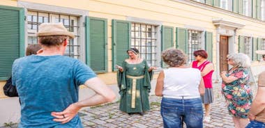 Singing: Historical city tour with Duchess Hadwig of Swabia