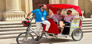 Bari: Old Town Guided Eco-Friendly Rickshaw Tour