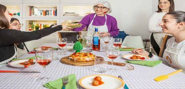 Martina Franca: Walking Tour and Cooking Class with Wine