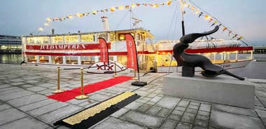 Aarhus: Christmas Harbour Cruise with Local Guide