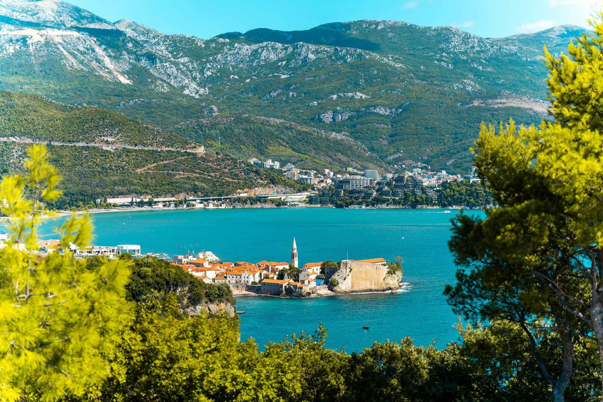 From Albania: Day Tour of Montenegro Budva & Sveti Stefan