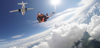 Best skydiving close to Brno and Olomouc