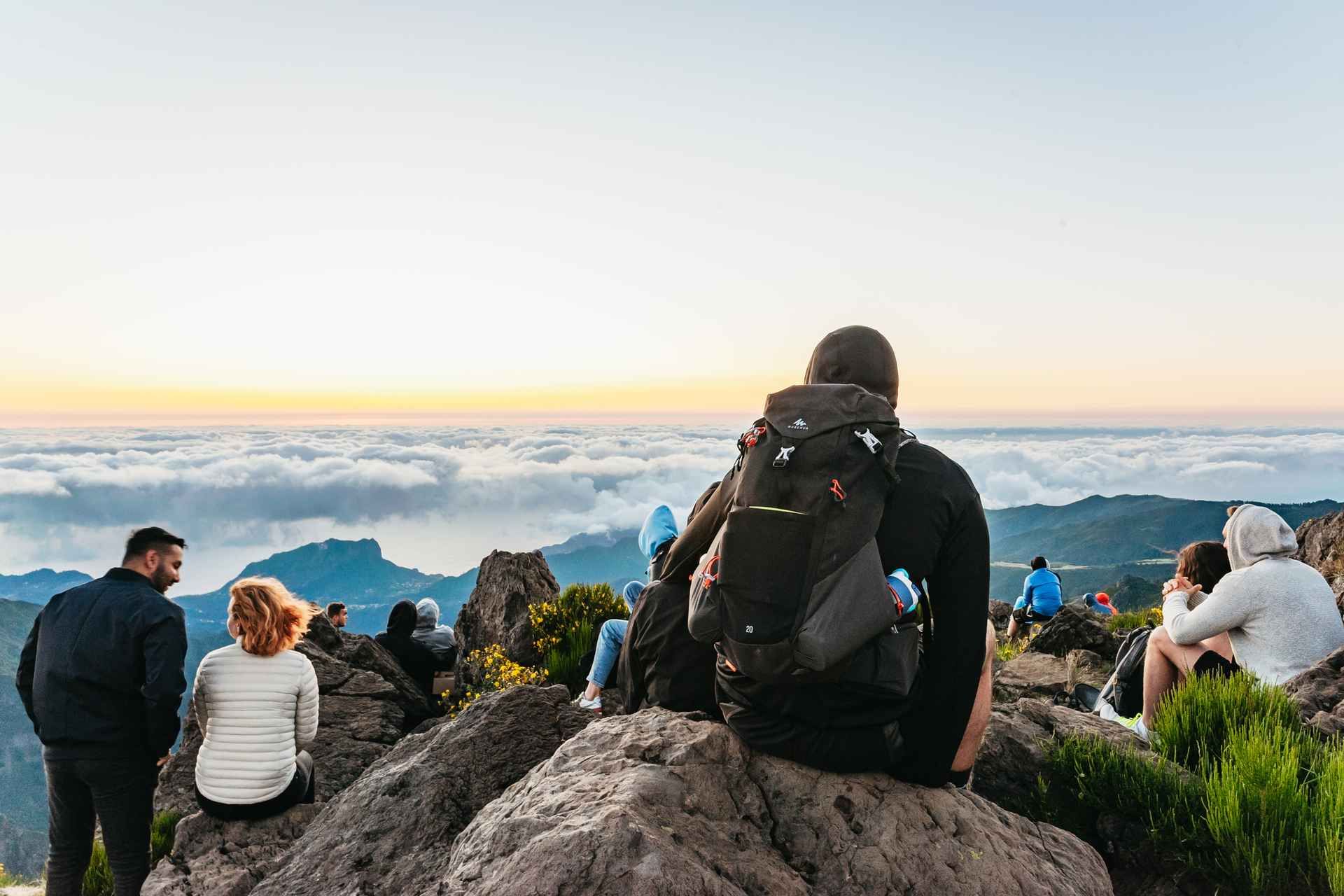 Funchal: Pico do Arieiro Sunrise Hiking Transfer