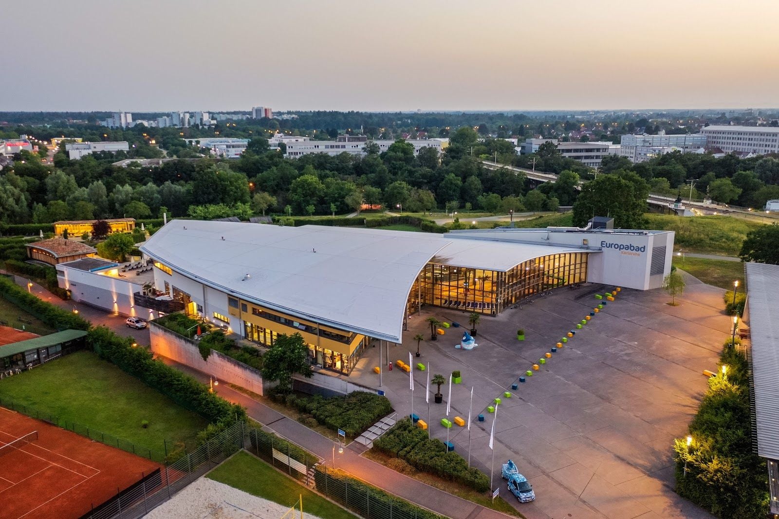 Europabad, Beiertheimer Feld, Südweststadt, Karlsruhe, Baden-Württemberg, Germany