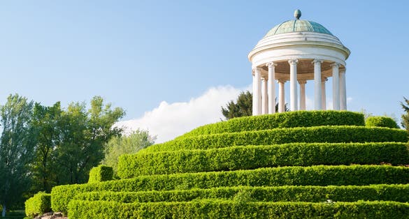 Photo of the small temple inside Querini park in Vicenza, Italy.