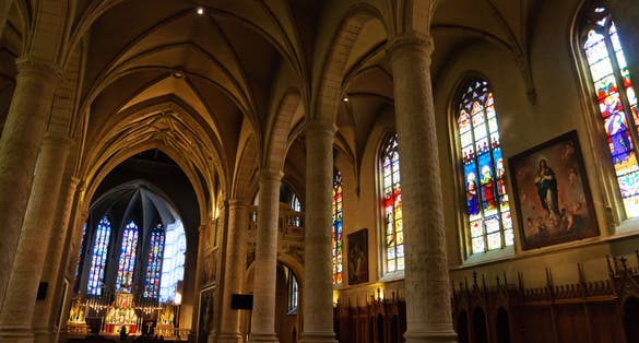 photo of cathedrale notre-dame in the city of luxembourg.