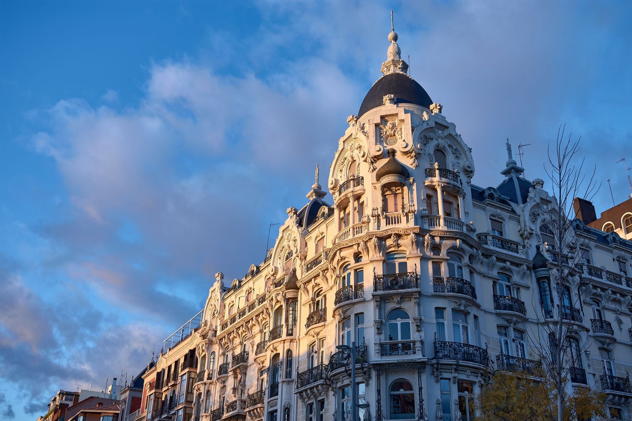 Beautiful new construction art house by Gallardo or Casa Gallardo..jpg