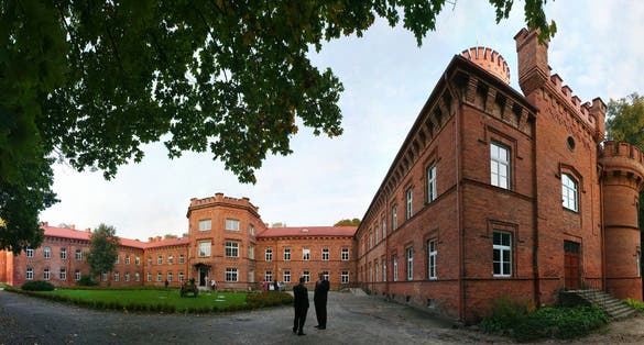 Raudonė Castle, Lithuania.