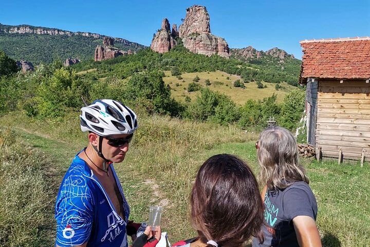 3-Day Private Tour Wine and E-Biking in Northwest Bulgaria