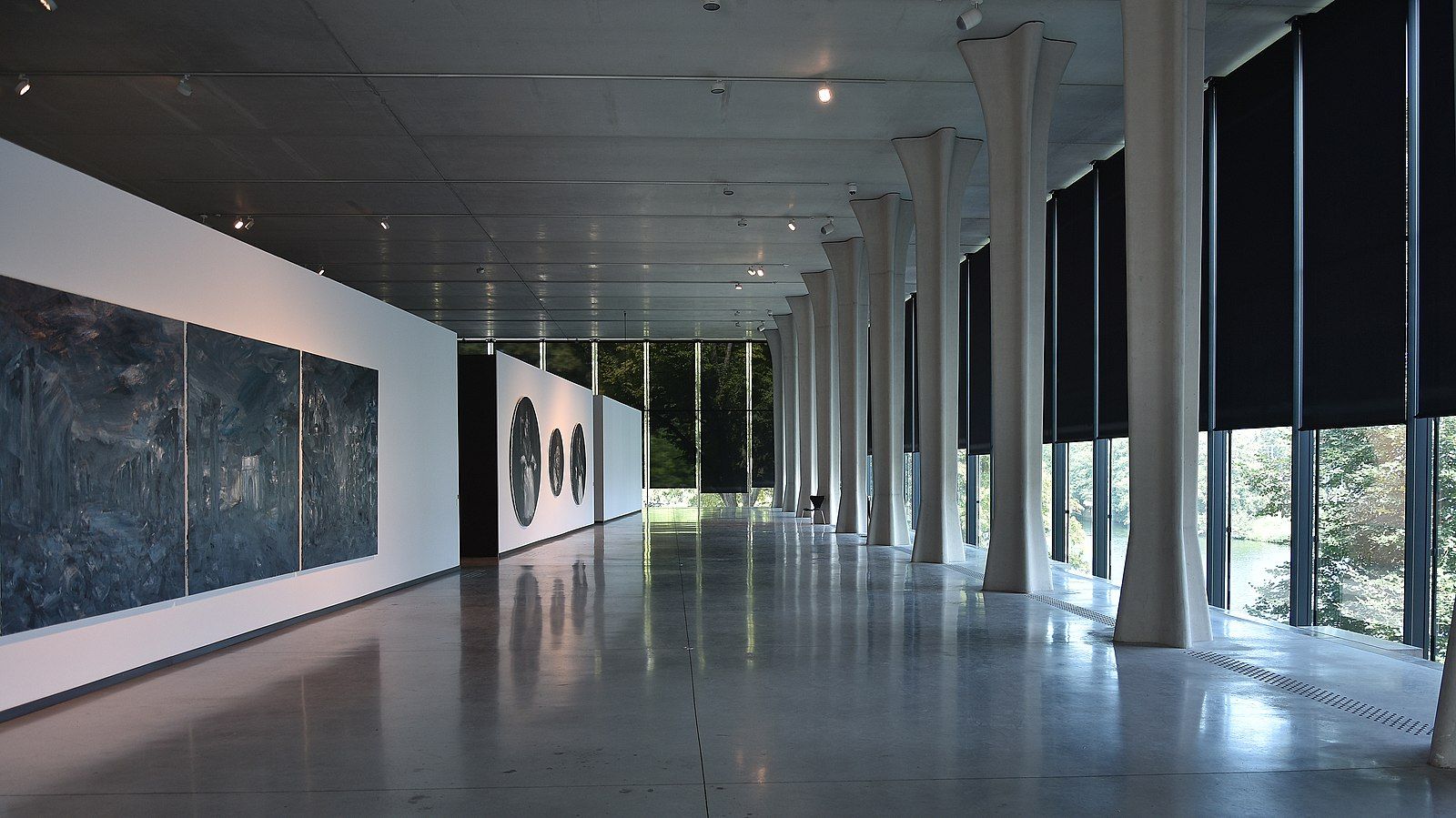 Photo Inside the La Boverie Museum.