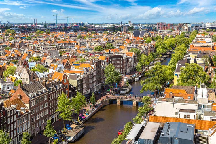 Ultimate Guide to Visiting the Netherlands in June