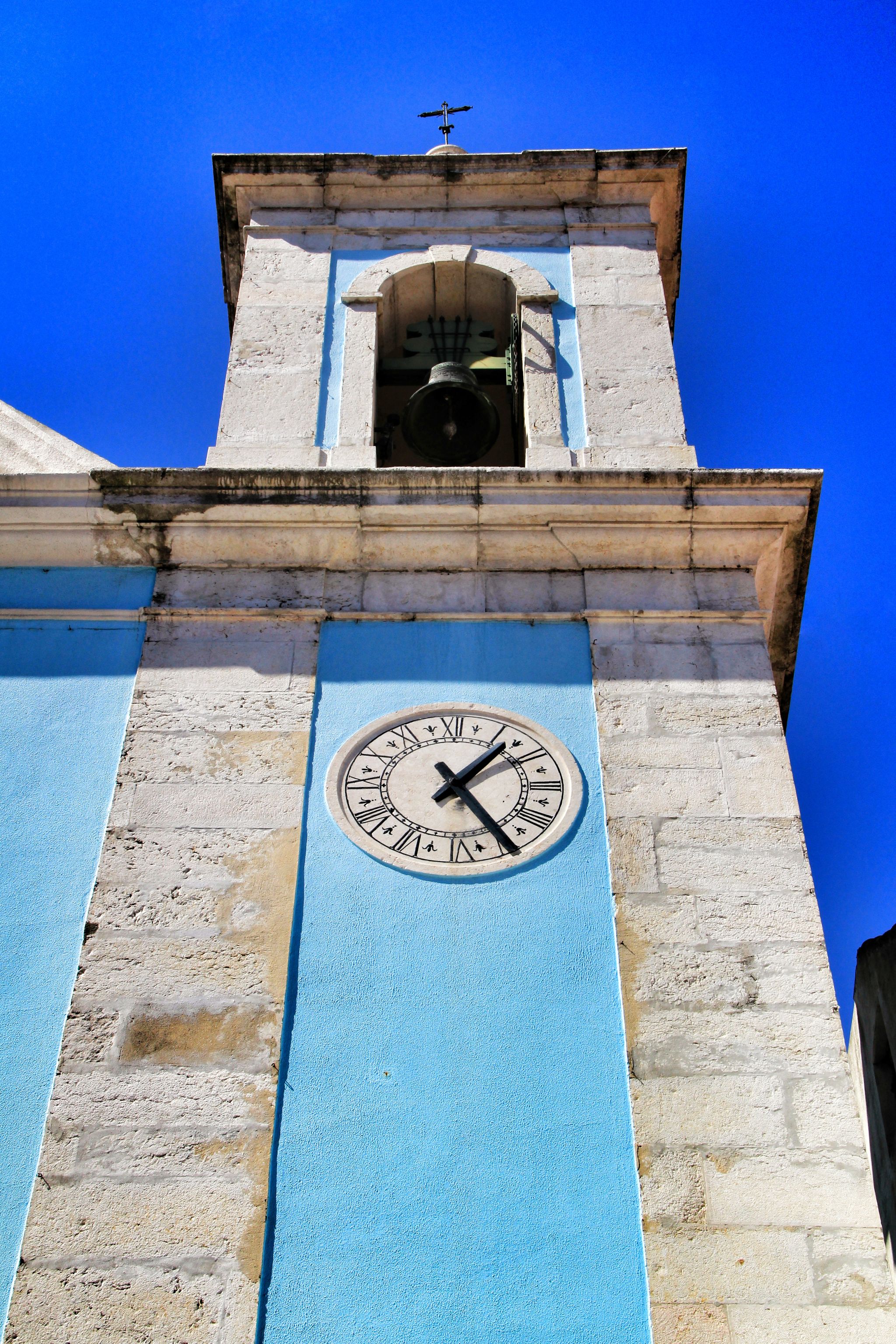 Beautiful facade of Nossa Senhora do Bom Sucesso church in Cacilhas, Lisbon, in a sunny day of Spring.