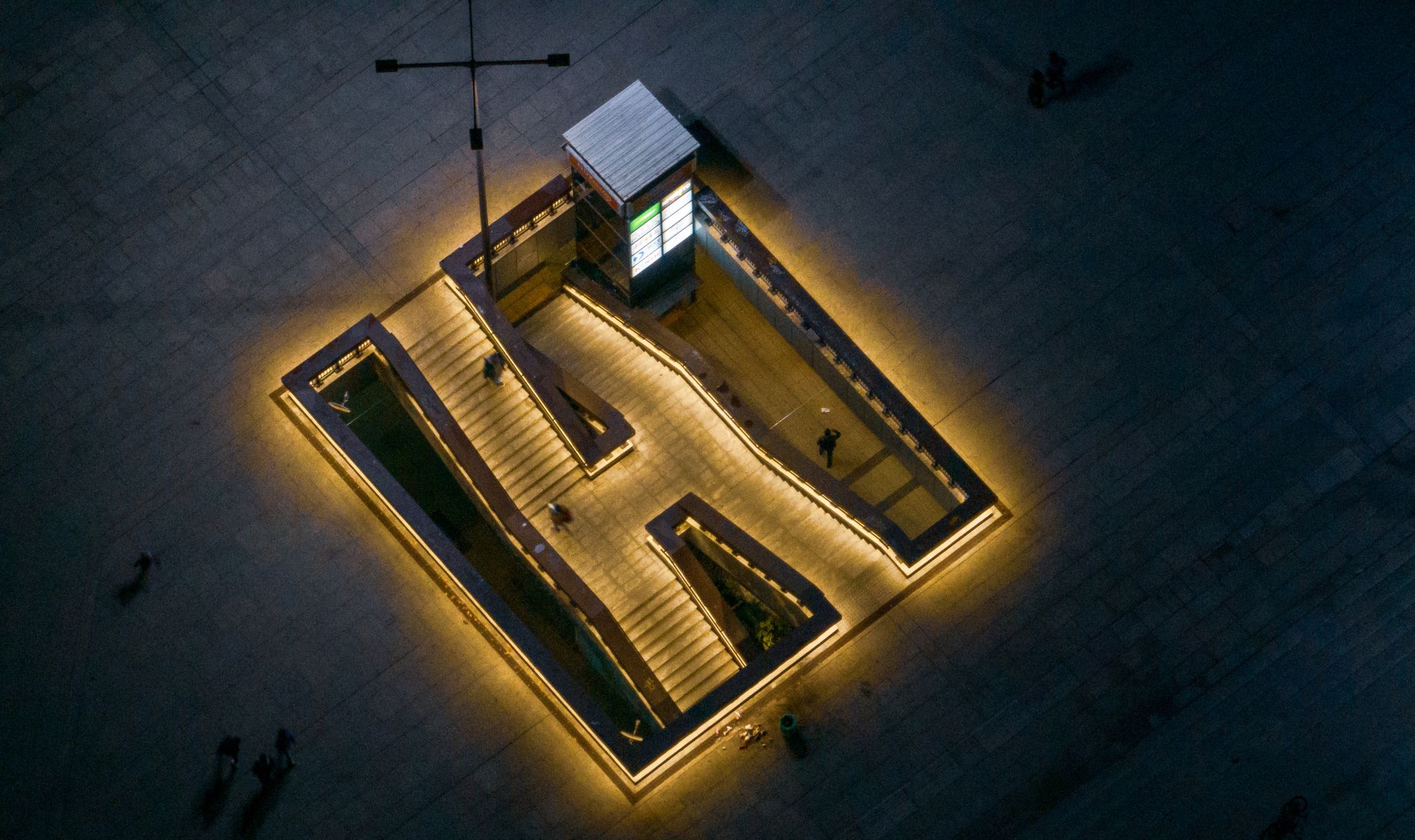 Photo of the Bulgarian National Palace of Culture shot from above.
