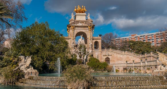  Photo of Cascada monumental in Parc de la Ciutadella, Barcelona, Spain .