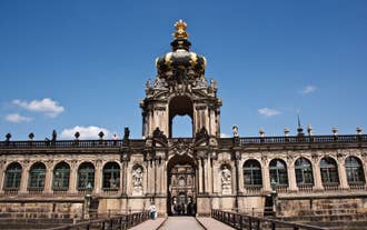 Kronentor (Zwinger, Dresden)