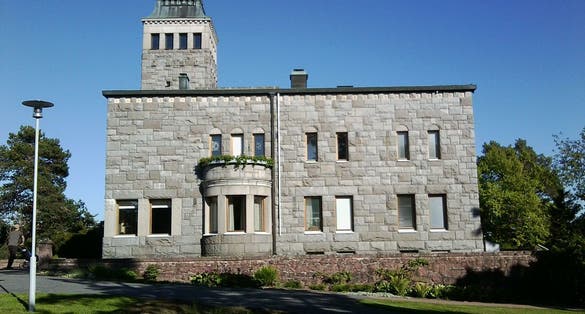 Photo of Kultaranta that is the summer residence of the president of Finland.