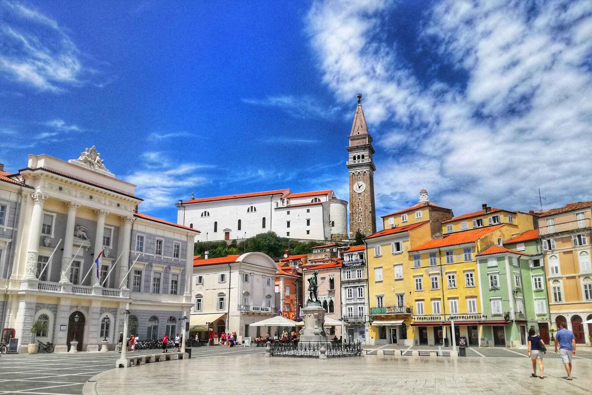 From Ljubljana: Postojna Cave, Predjama Castle, & Piran Tour