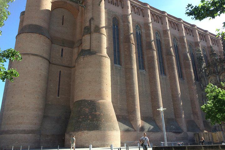 Albi and Cordes sur Ciel Private Day Tour from Toulouse