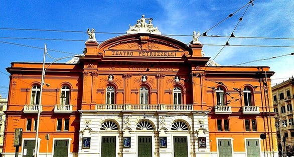 photo of Teatro Petruzzelli .
