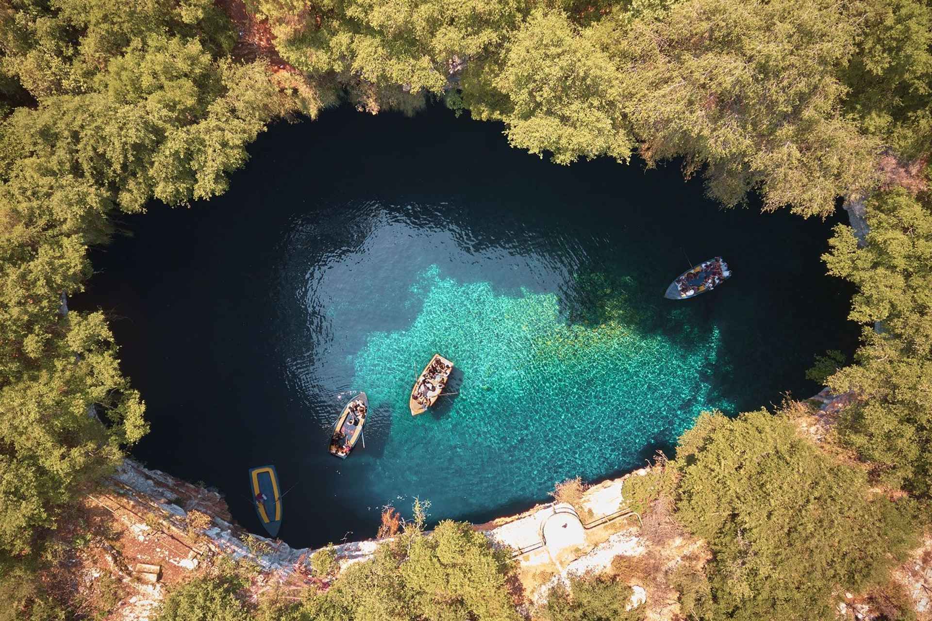Kefalonia: Wine Tasting, Melissani, Drogarati & Fiscardo