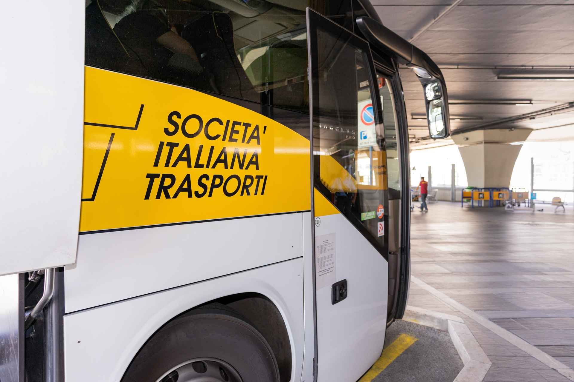 Fiumicino Airport (FCO): Shuttle Bus To/From Roma Termini