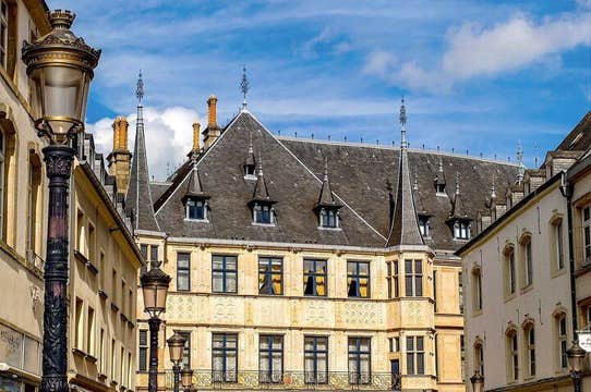 Luxembourg in 1 Day Walking Audio Tour on Mobile App