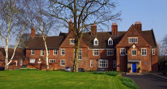 Photo of the front of Winterbourne House and botanic garden, Birmingham, England.