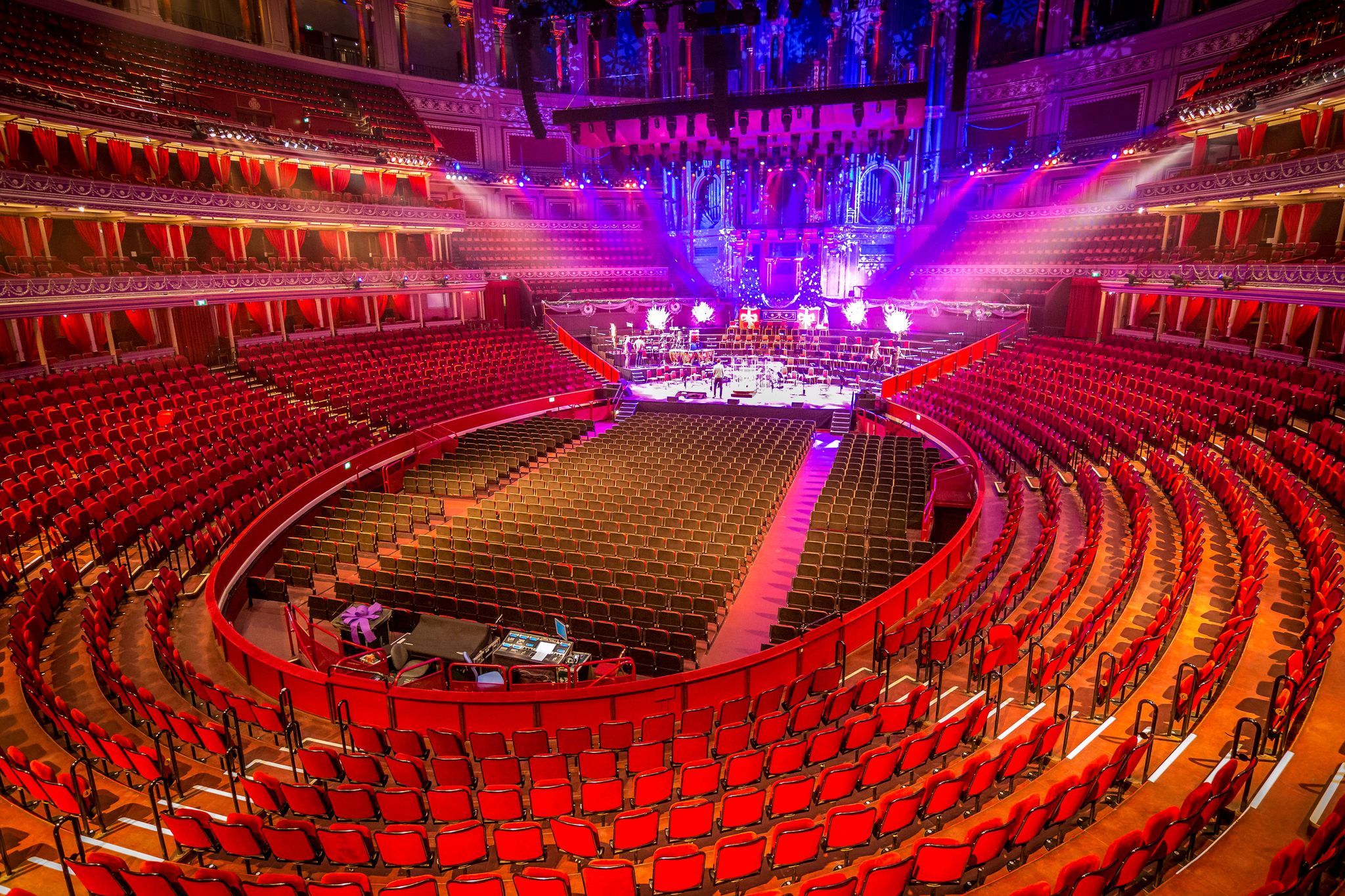 Photo of Amphitheater and scene at Royal Albert Hall in London, England.
