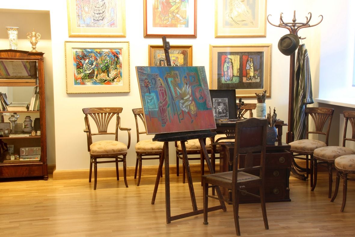 Lithuania,Vytauto Kasiulio dailės muziejus.