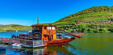 Douro Valley Tour including Lunch and Cruise