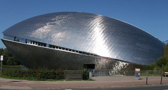 photo of germanyattractionsdetailsuniversum-bremen .
