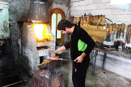 Private day tour with sword & wool making masterclasses + natural wine & lunch