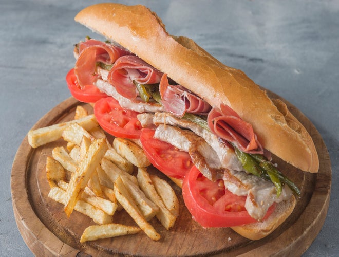 Sandwich Serranito.jpg