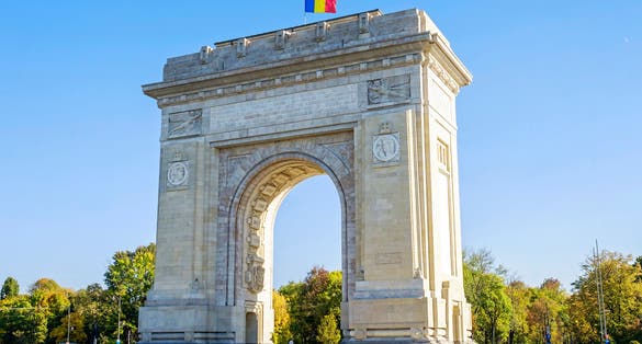 A picture of the Arch of Triumph of Bucharest.