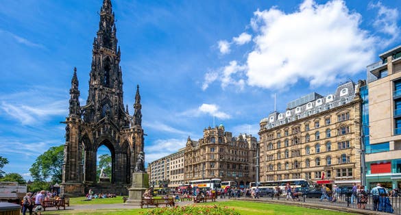 Photo of Scott Monument that commemorate to Walter Scott.
