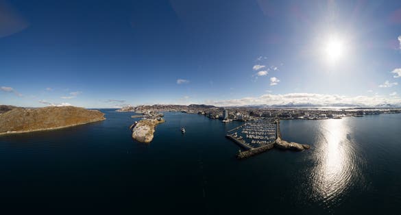 photo off view of A great view of Bodø and the harbor in glorious sunshine.
