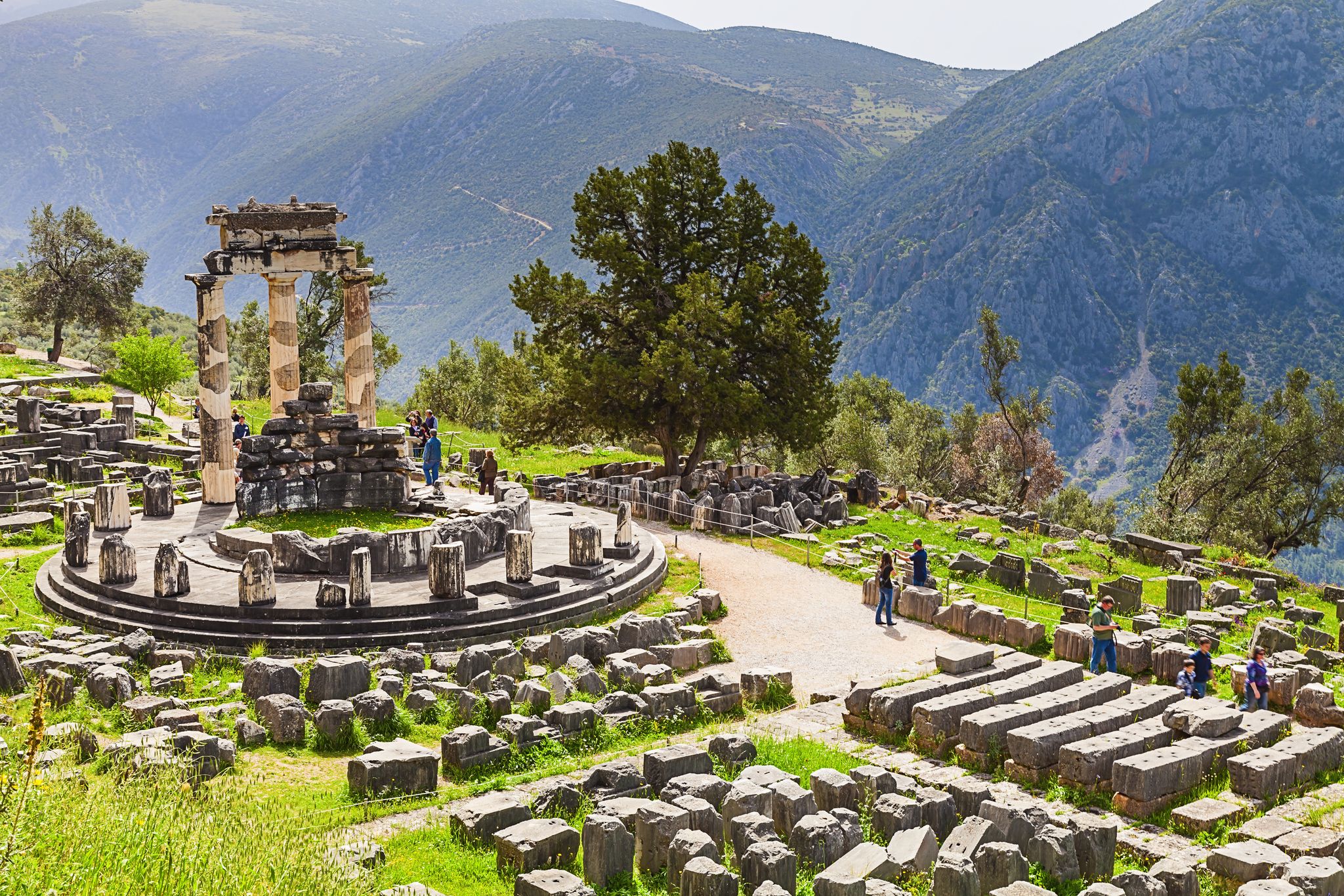 Tholos of Delphi travel guide