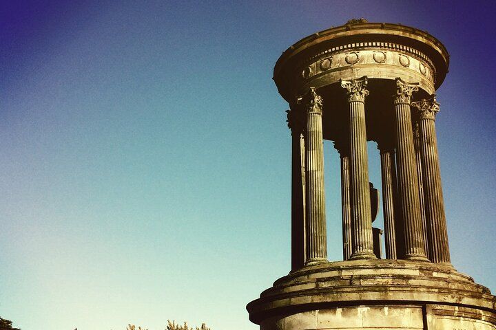 Enchanting Edinburgh: Half-Day Walking Tour with Local Guide