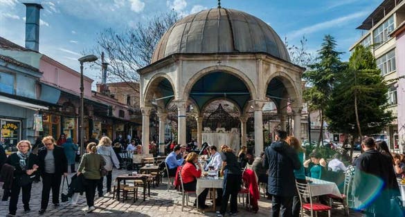 photo of Kemeraltı Bazaar in Izmir, Turkey.